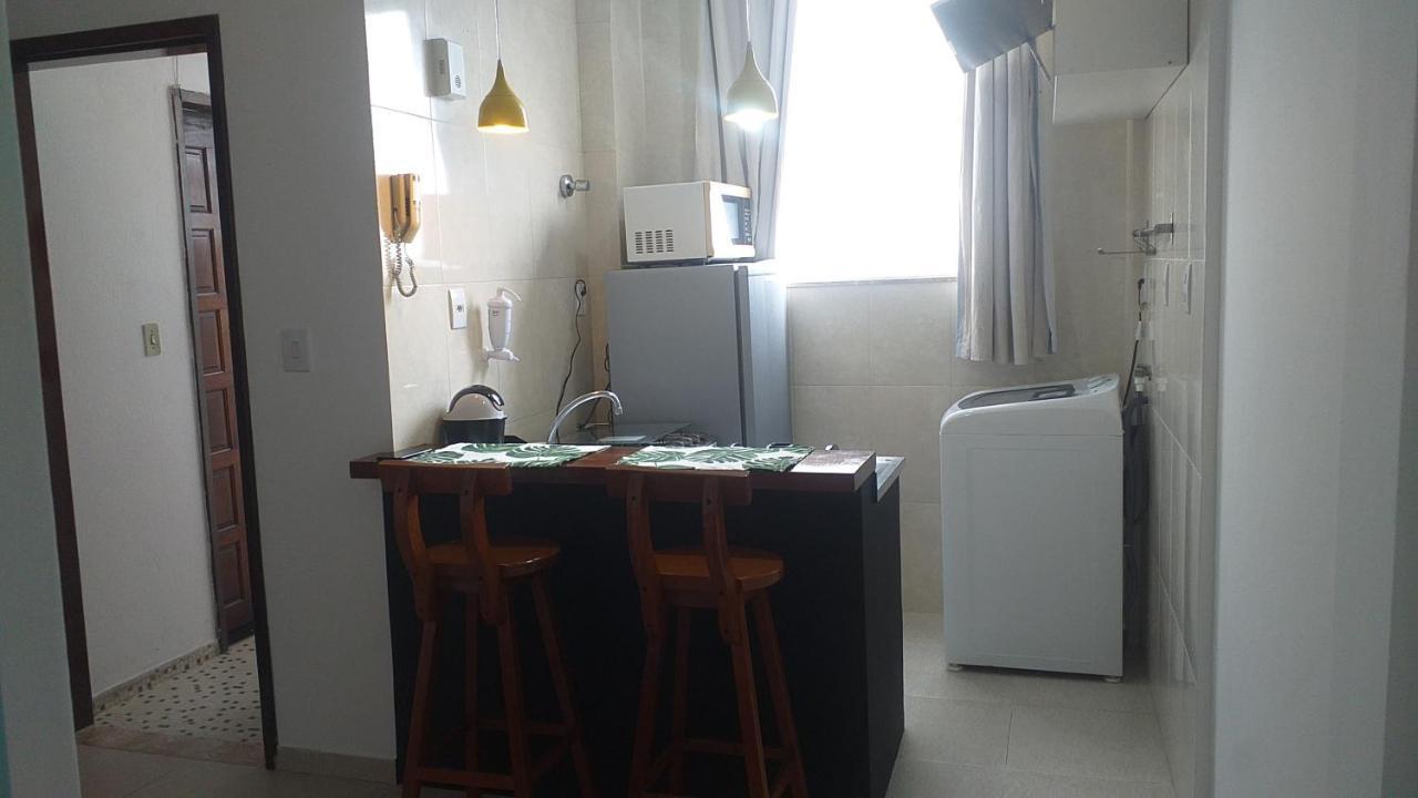 Apartamento 1/4, Sala, Farol Da Barra.